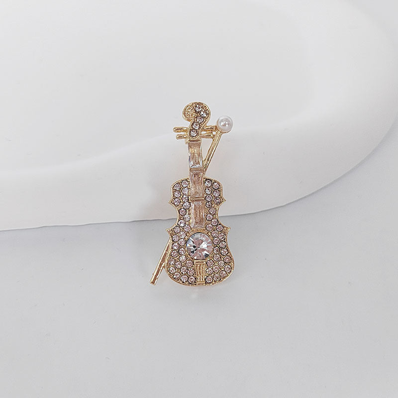 Gold Violin Brooch Front View