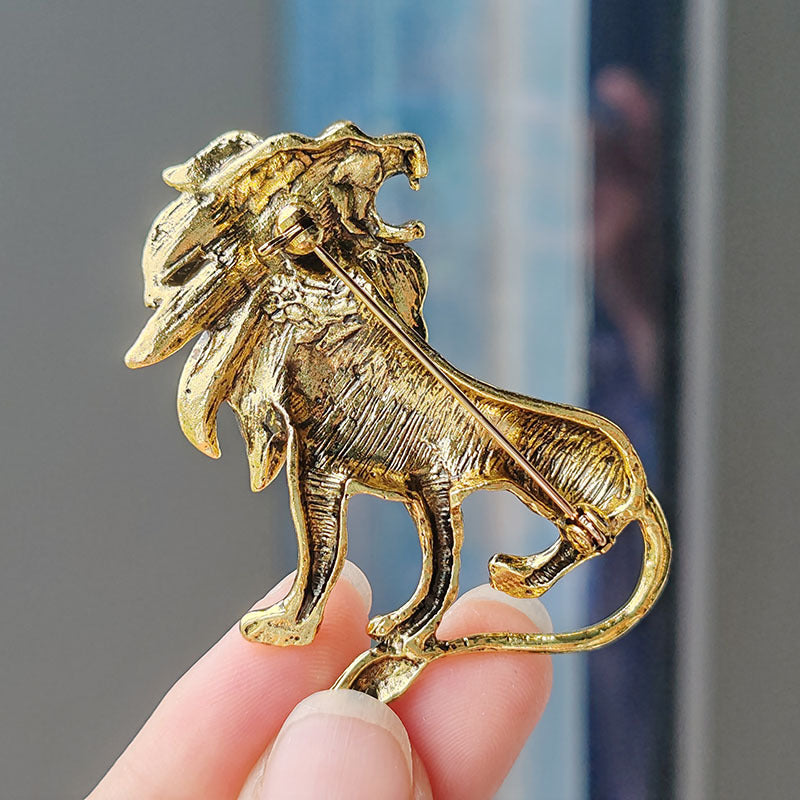 Baroque crown shield brooch front view