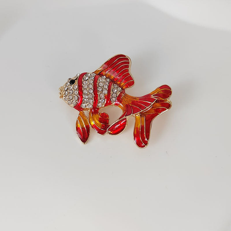 Tropical fish brooch pin red