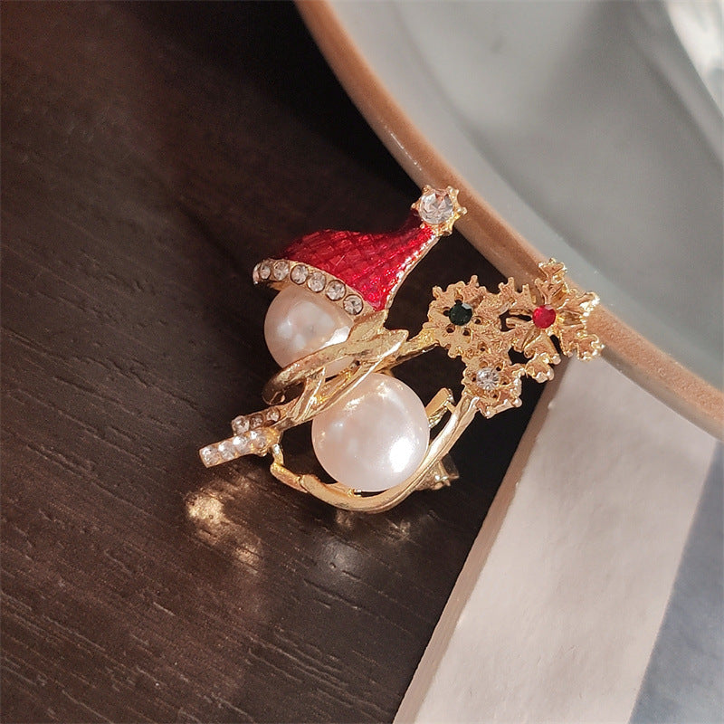 Cute Christmas Pearl Snowman Brooch Front View