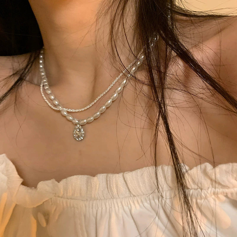 Chic Women's Silver Pearl Necklace Image 5