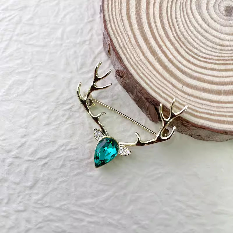 Crystal reindeer antler brooch for women image 1