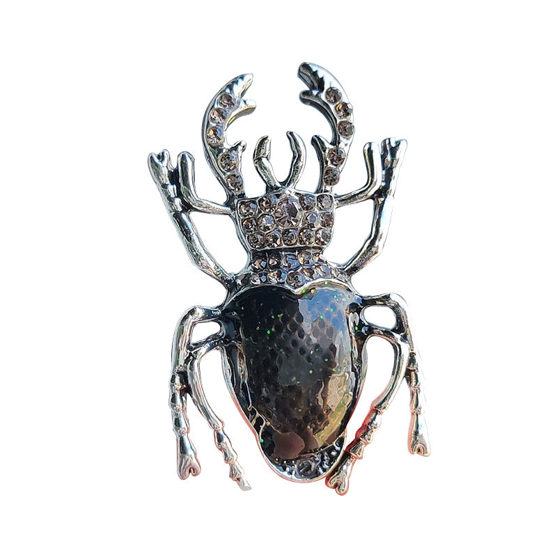 Detailed insect pin for women
