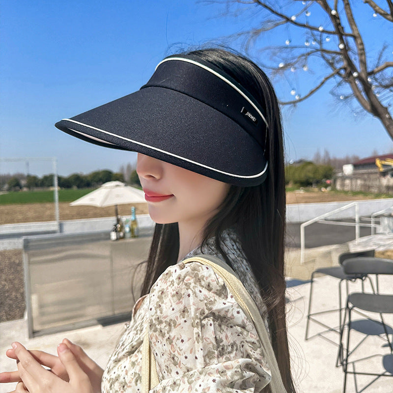 Women's sun protection hat with wide brim
