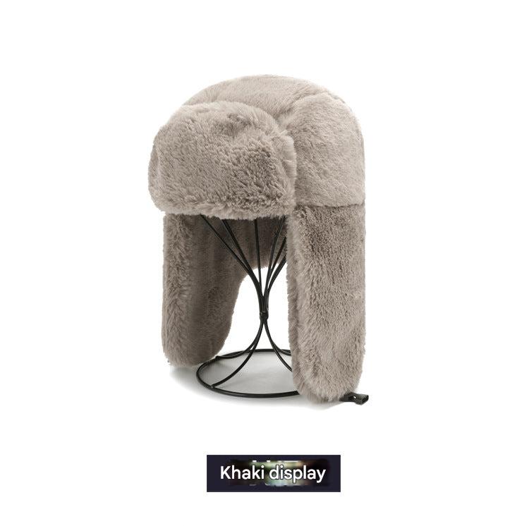 Winter earflap hat in beige