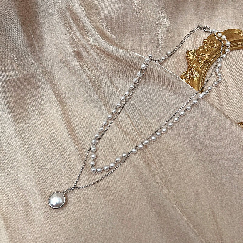 Chic Women's Silver Pearl Necklace Image 5