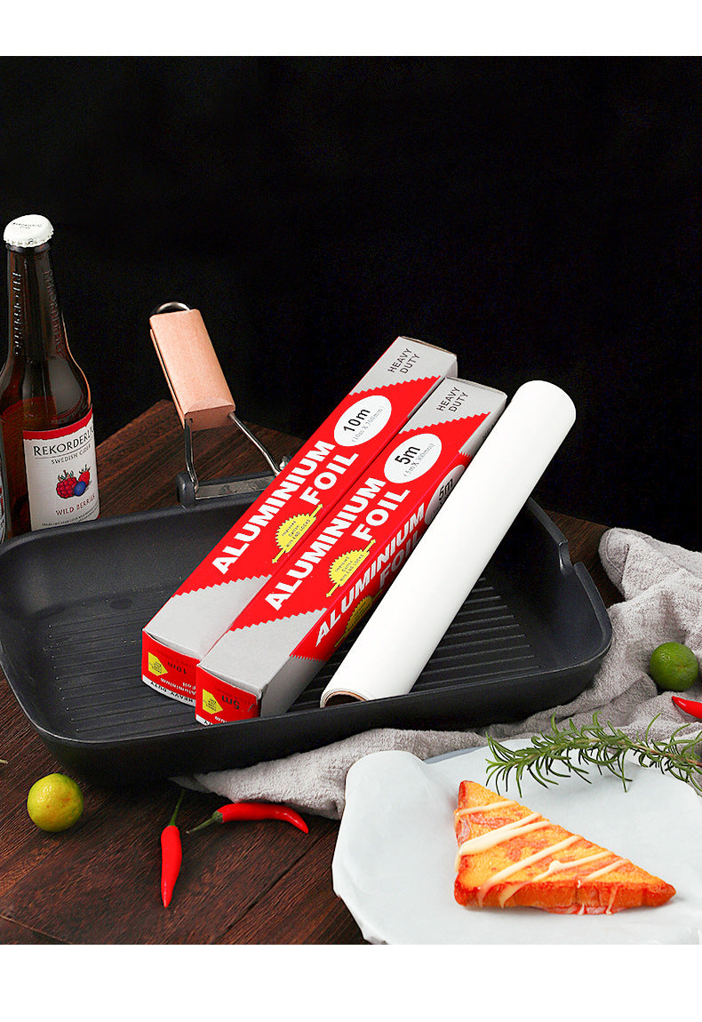 Aluminum foil roll for baking and grilling