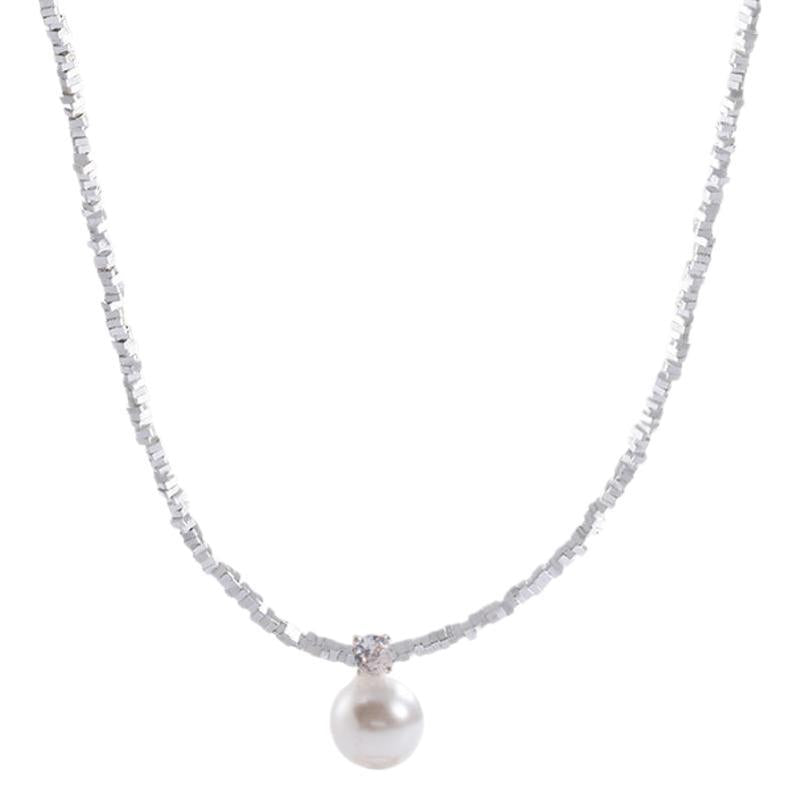 Chic Women's Silver Pearl Necklace Image 1