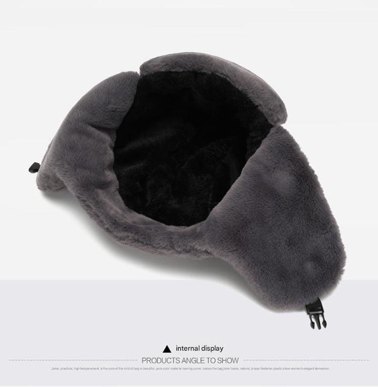 Winter earflap hat in beige