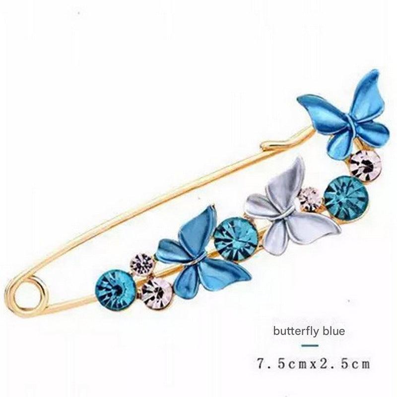 Elegant brooch placed on a table image 7