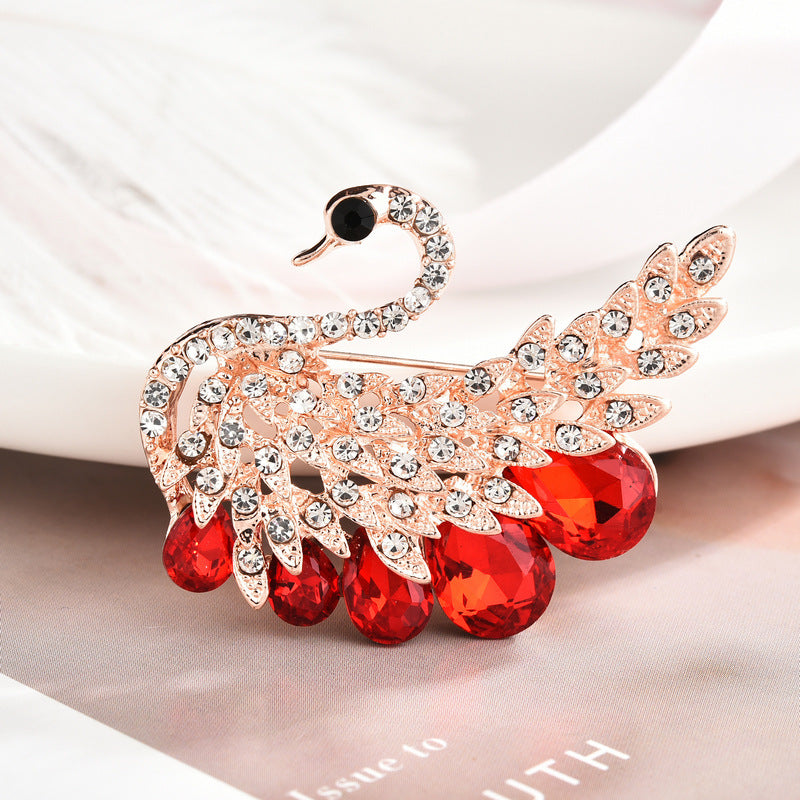 Elegant heart-shaped rhinestone brooch for women image 1