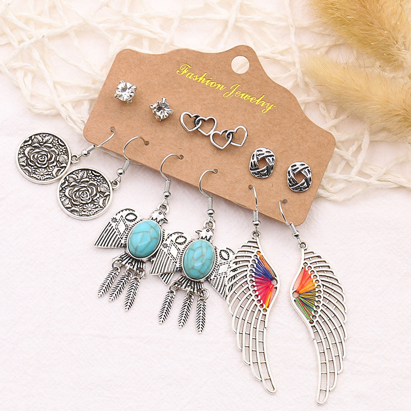 Vintage Style Jewelry for Women