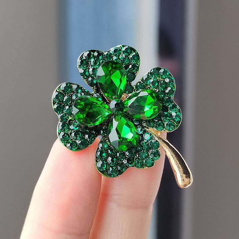 Cleverly Designed Cat Eye Brooch - Image 10