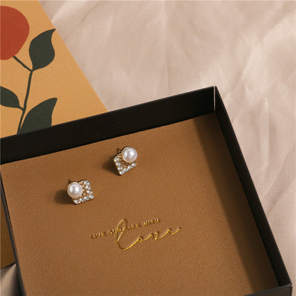 Unique Floral Earrings Design