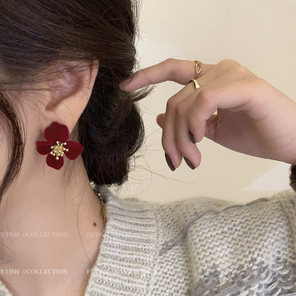 Elegant Floral Earrings with Velvet Finish
