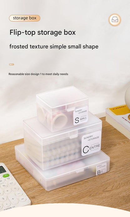 Versatile jewelry organizer in clear plastic