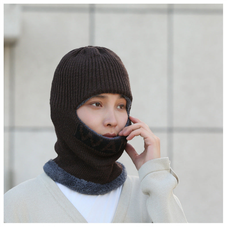 Men's thick knitted winter cycling beanie hat in black