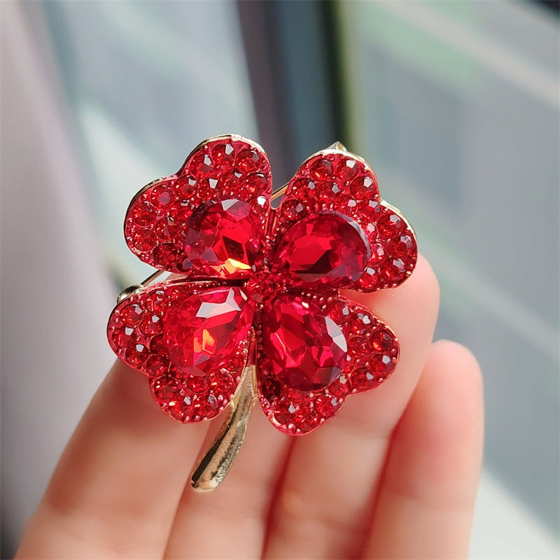Unique Clover Brooch Design - Image 6
