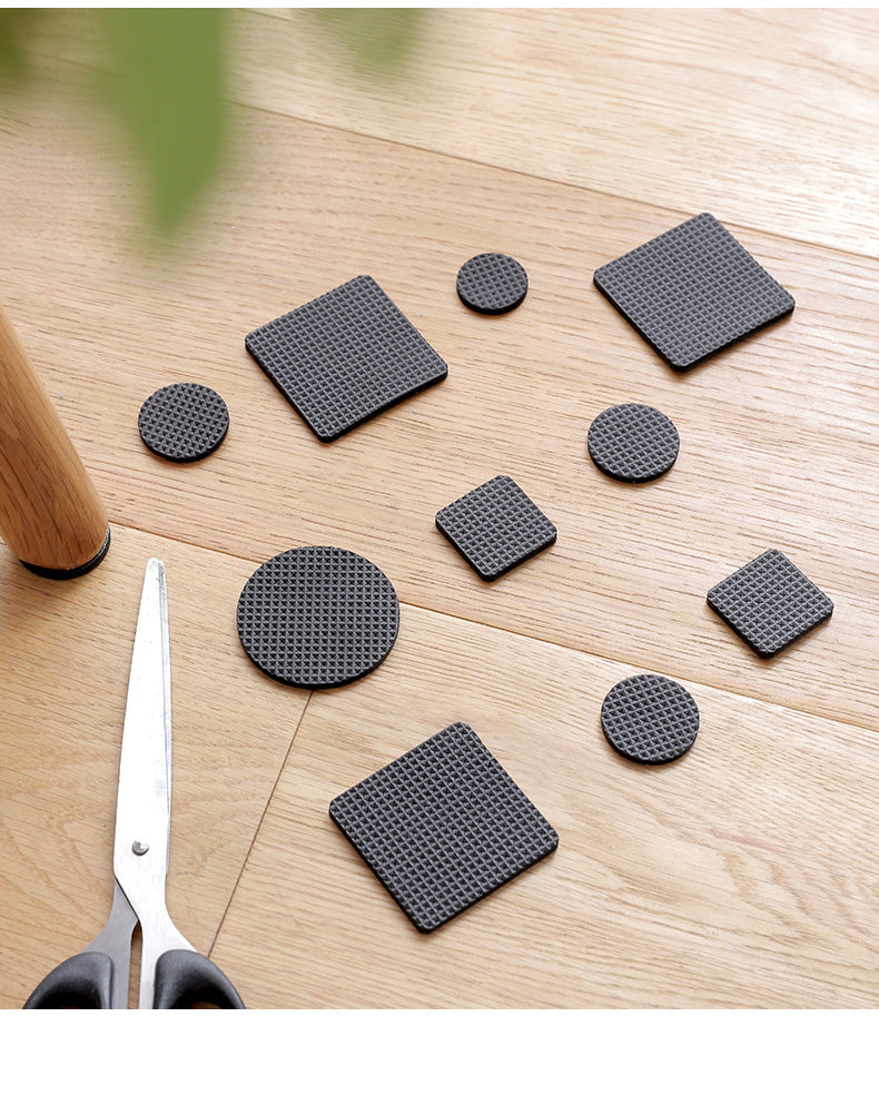 Noise reducing leg pads