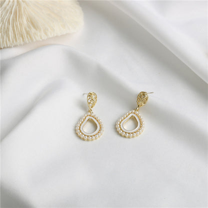 Lightweight Alloy Pearl Earrings