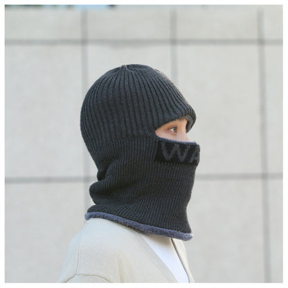 Men's thick knitted winter cycling beanie hat in black