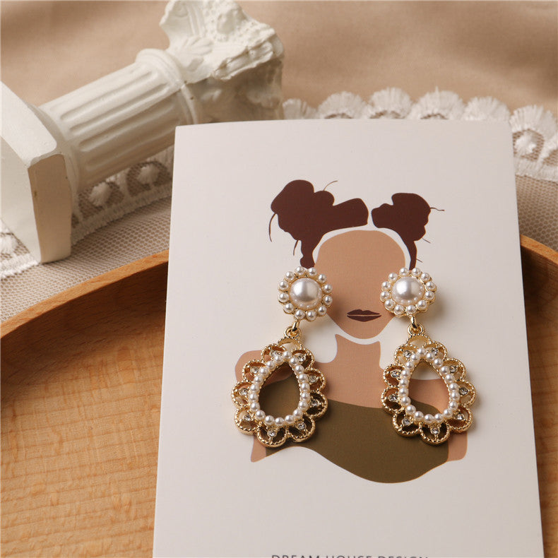 Unique Floral Earrings Design