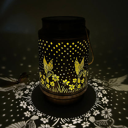 Waterproof solar lantern close up 4