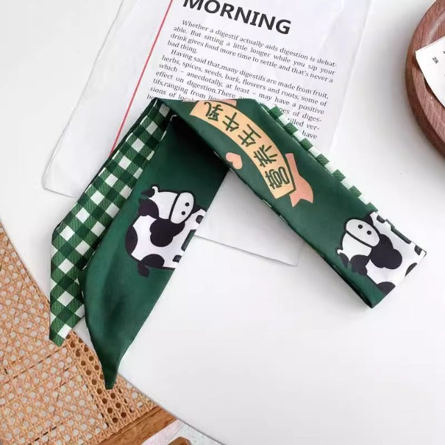 Chic geometric patterned hair scarf