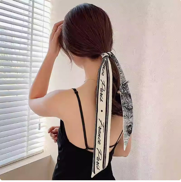Multi-colored stylish hair tie