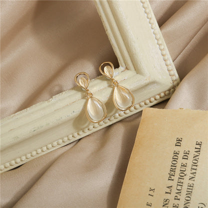 Stylish Vintage Flower Earrings