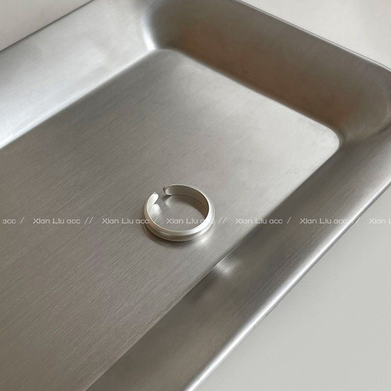 Blue Tear Design Ring Close Up