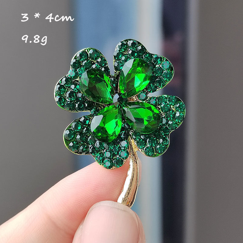 Clover Design Brooch - Image 2