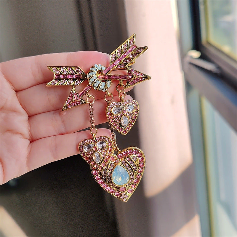 Alloy Cupid heart arrow pin suitable for gifts