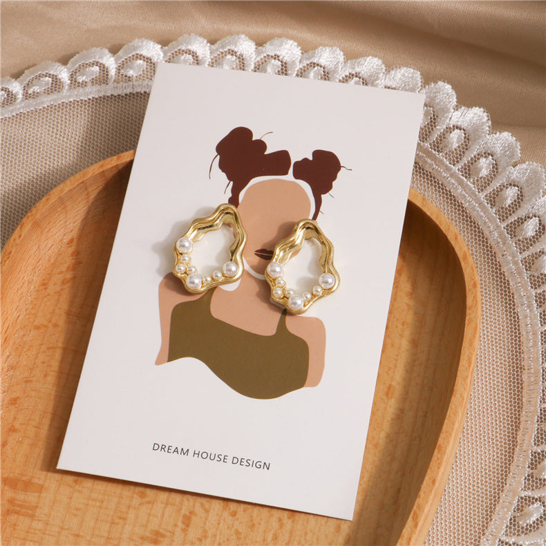 Elegant Pearl Earrings for Women