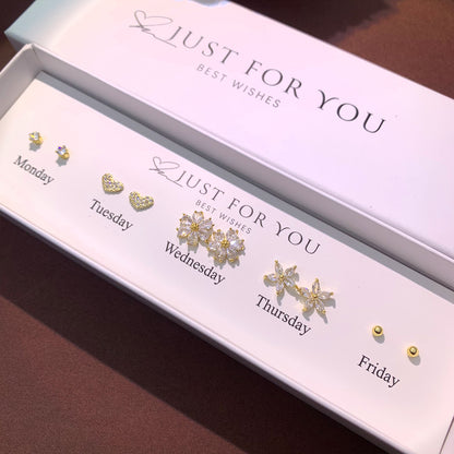Elegant Cat Earrings Set