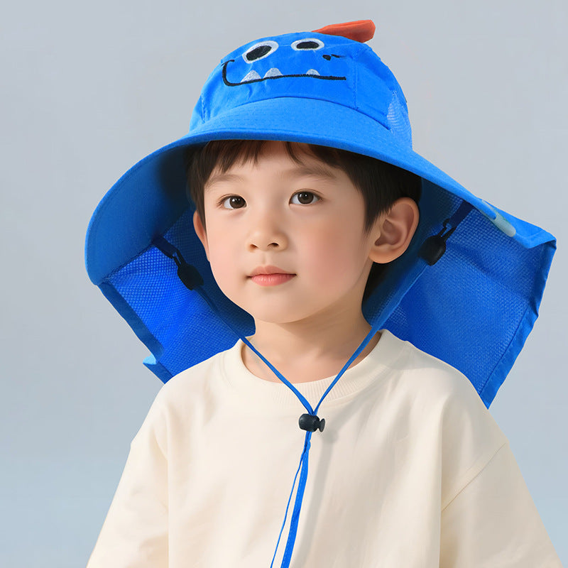 Adjustable sun hat for outdoor play