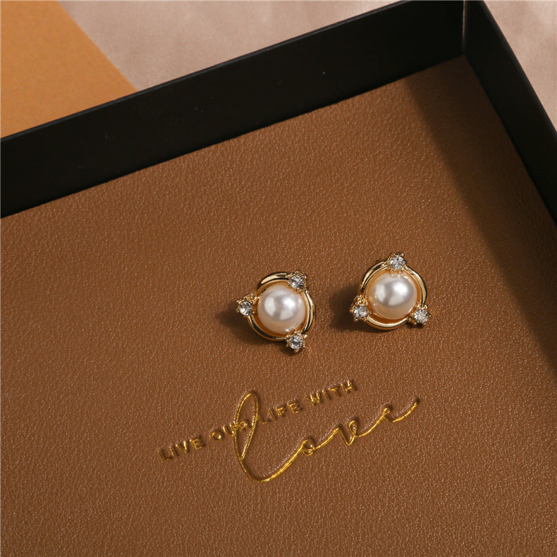 Lightweight Alloy Pearl Earrings