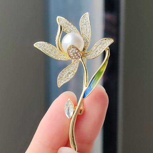Fashionable floral accessory worn on a jacket - image 7