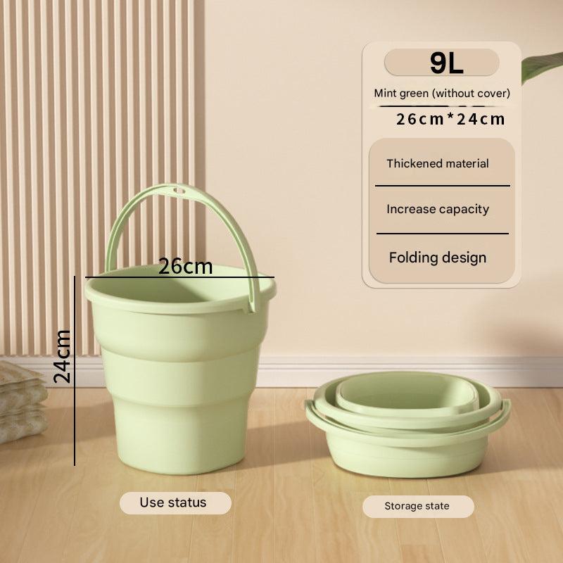 Practical water container for outdoor use