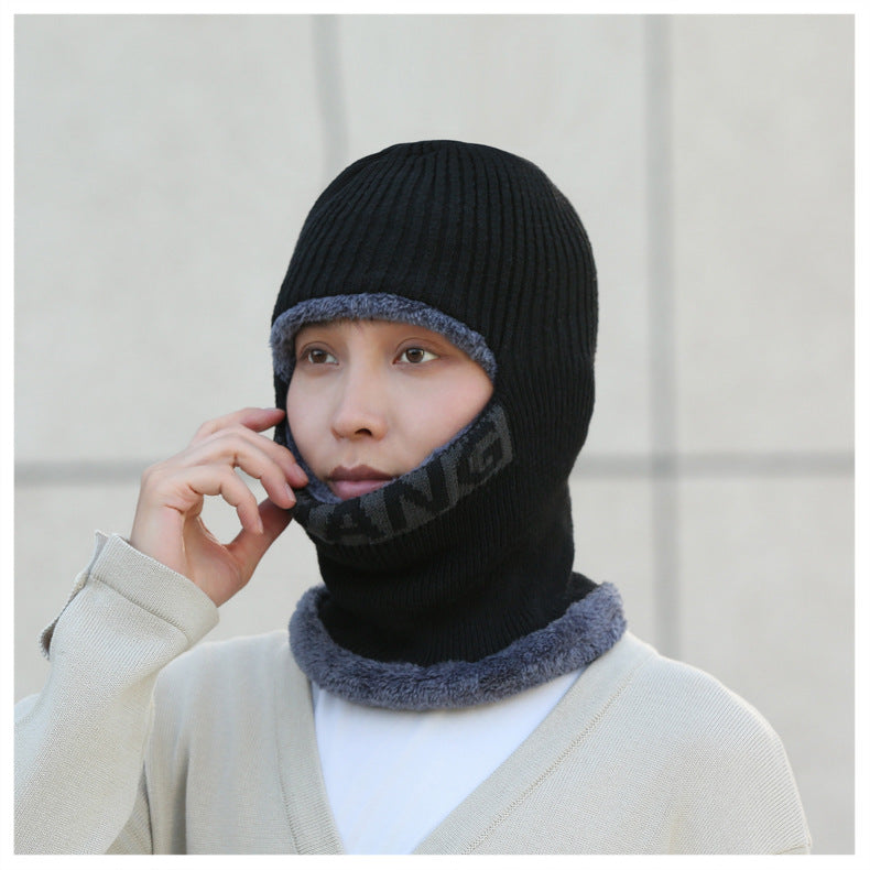Men's warm beanie hat with ear protection
